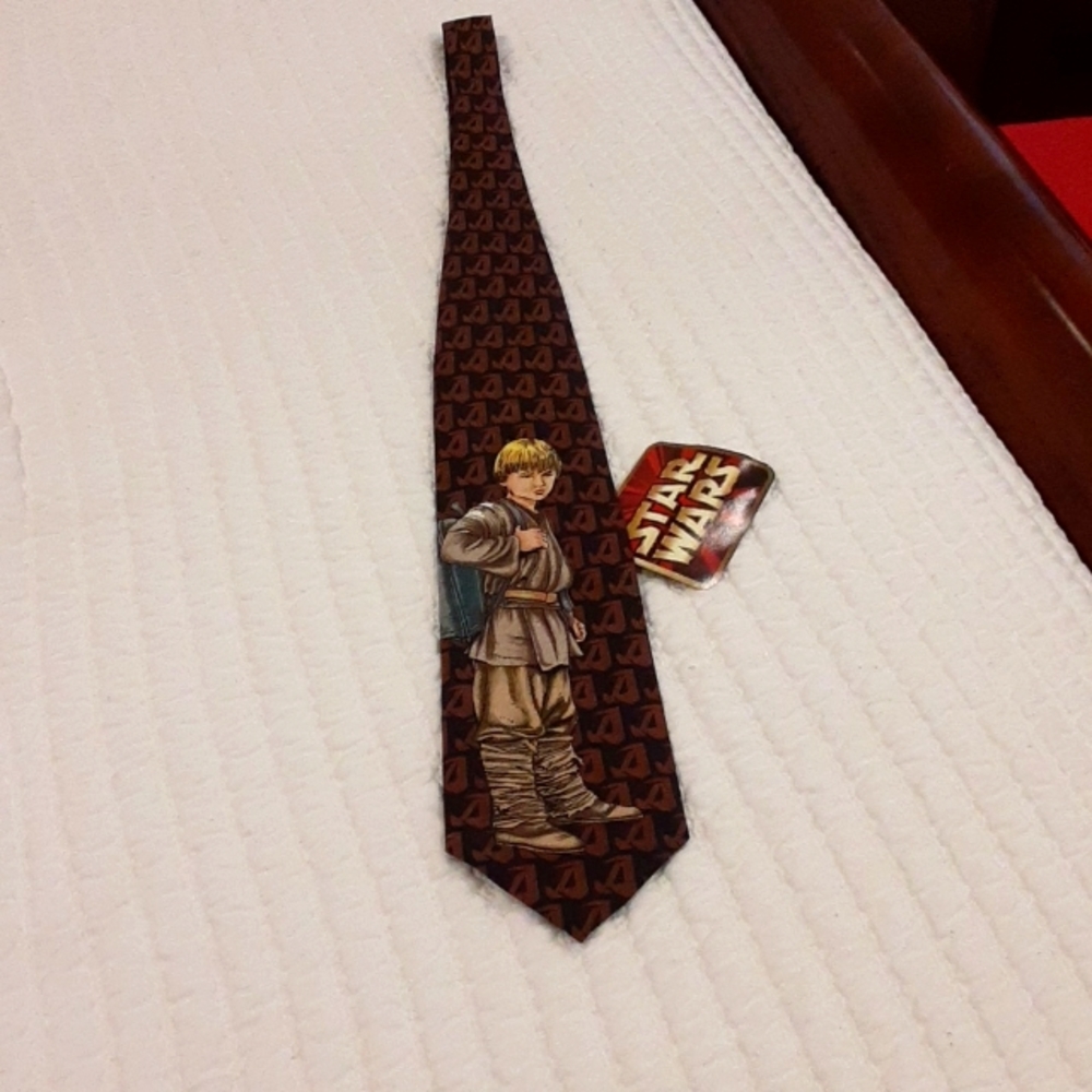 Star Wars tie- black and brown polyester